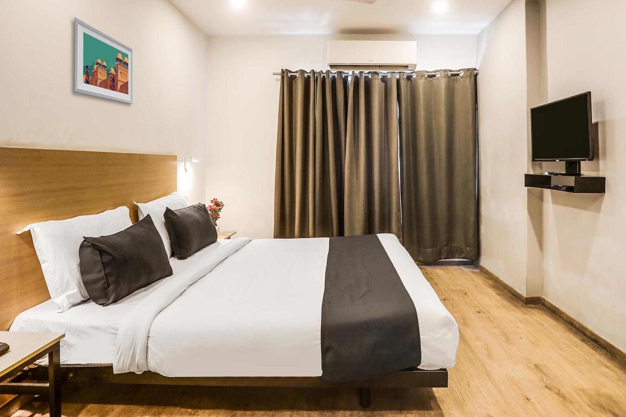Townhouse Rajdhani Residency Sururnagar Экстерьер фото
